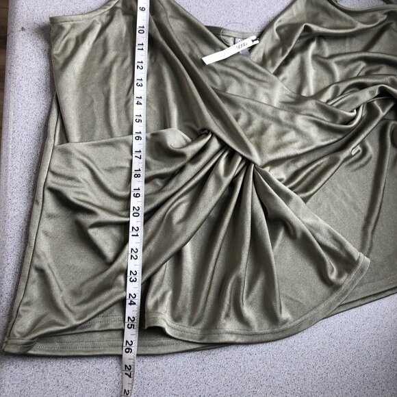 ASOS Draped Surplice Sleeveless Blouse Women 18 Green V-Neck Coquette NWT - Picture 10 of 10